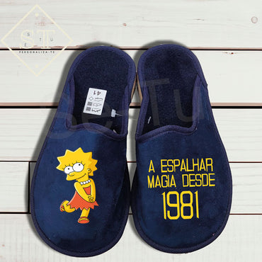 Chinelos a Espalhar Magia Lisa Simpsons com data - Sê-Tu