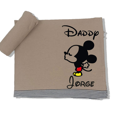 Toalha de Praia Mickey Beijo