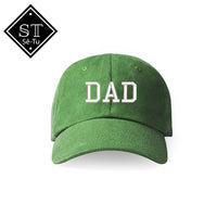 Conjunto Boné Mom + Dad Bordado