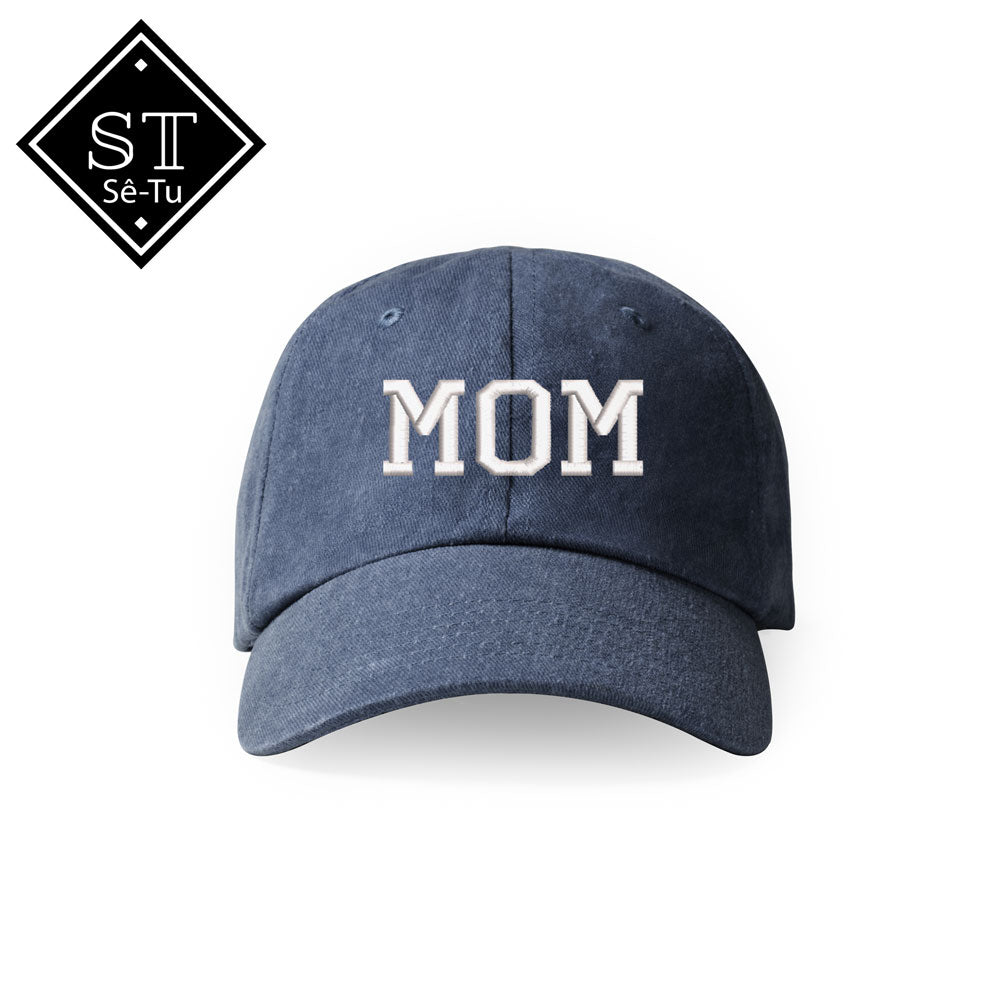 Conjunto Boné Mom + Dad Bordado