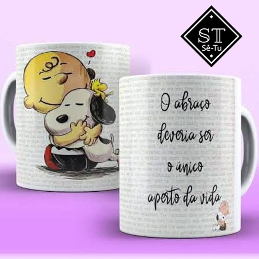 Caneca O Abraço deveria ser o único Aperto (Snoopy)